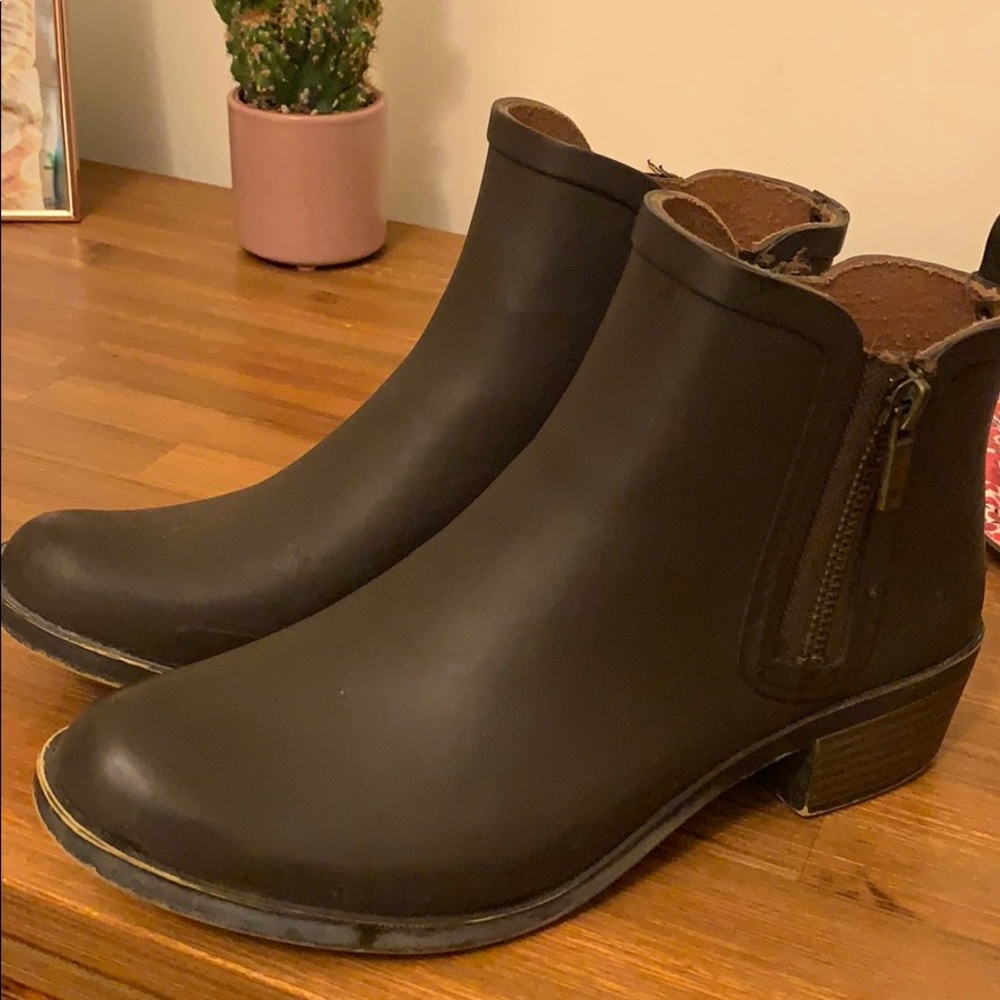 Lucky Brand Rain Booties